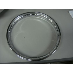 Llanta usada cromada 17"
