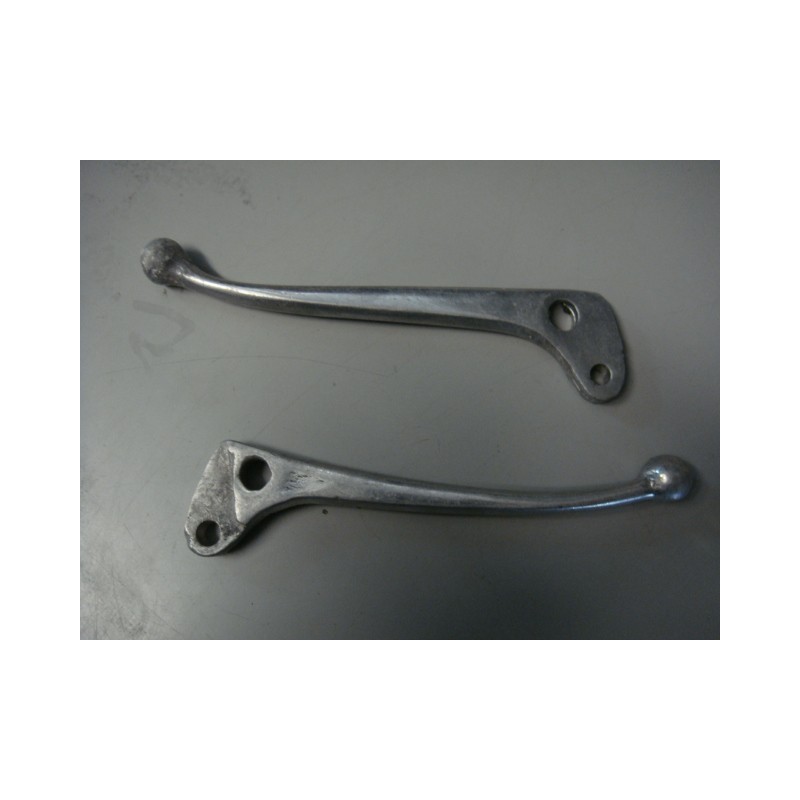 Pareja de manetas usadas