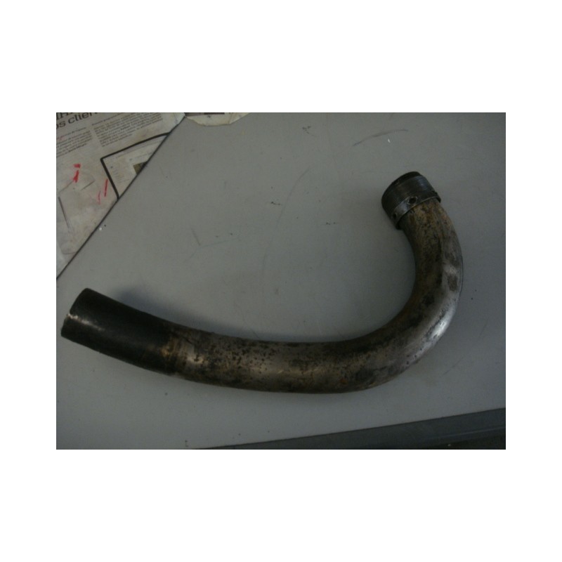 Codo de escape usado