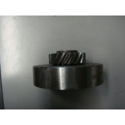 piñon con volante de inercia